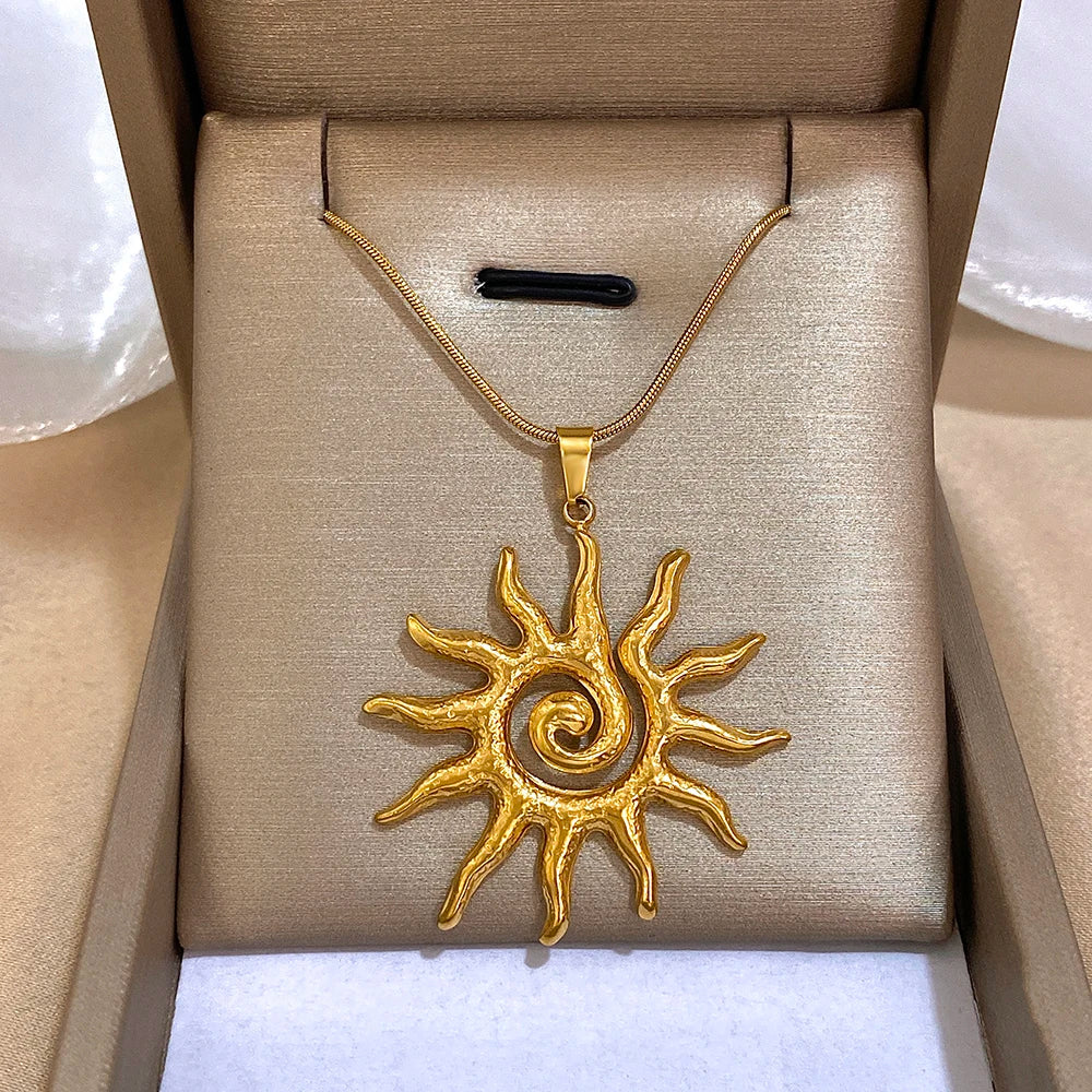 Collier pendentif soleil vintage, bijou doré tendance, cadeau pour femme